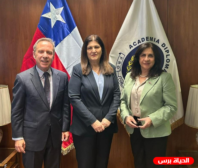 وزيرة الخارجية تبحث تعزيز التعاون الأكاديمي مع تشيلي وتلقي محاضرات حول القضية الفلسطينية